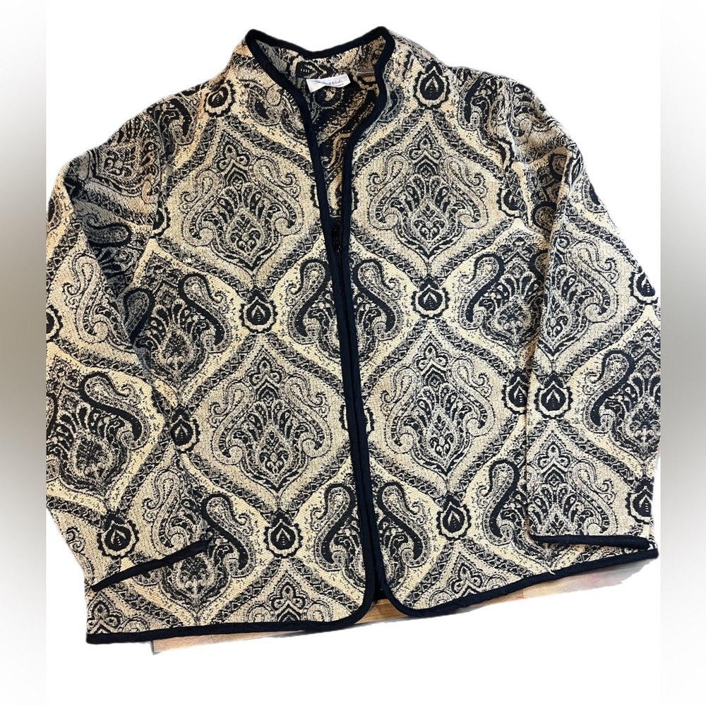Women's zip up embroidered jacket black and tan heavy weight Studio works 2X